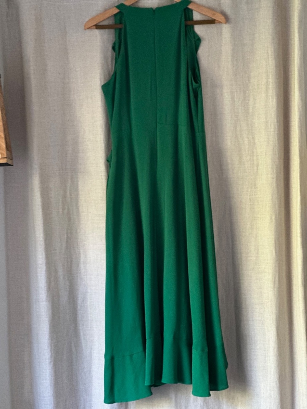 Stunning Kelly Green Kensie Dress.  PERFECT for a Summer Wedding! - Picture 6 of 7